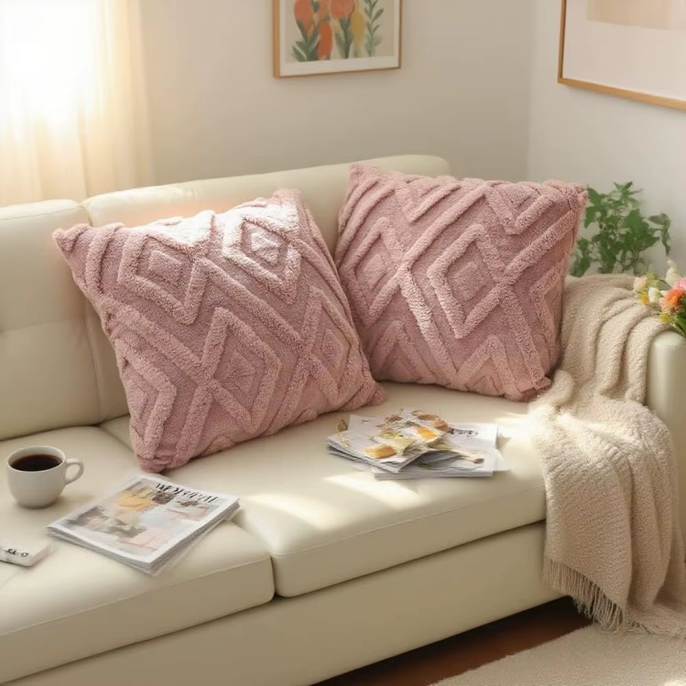 2Pcs Artificial Plush Geometric Pattern Throw Pillow Covers, Suitable for Various Occasions Such as Bedding and Home Decoration