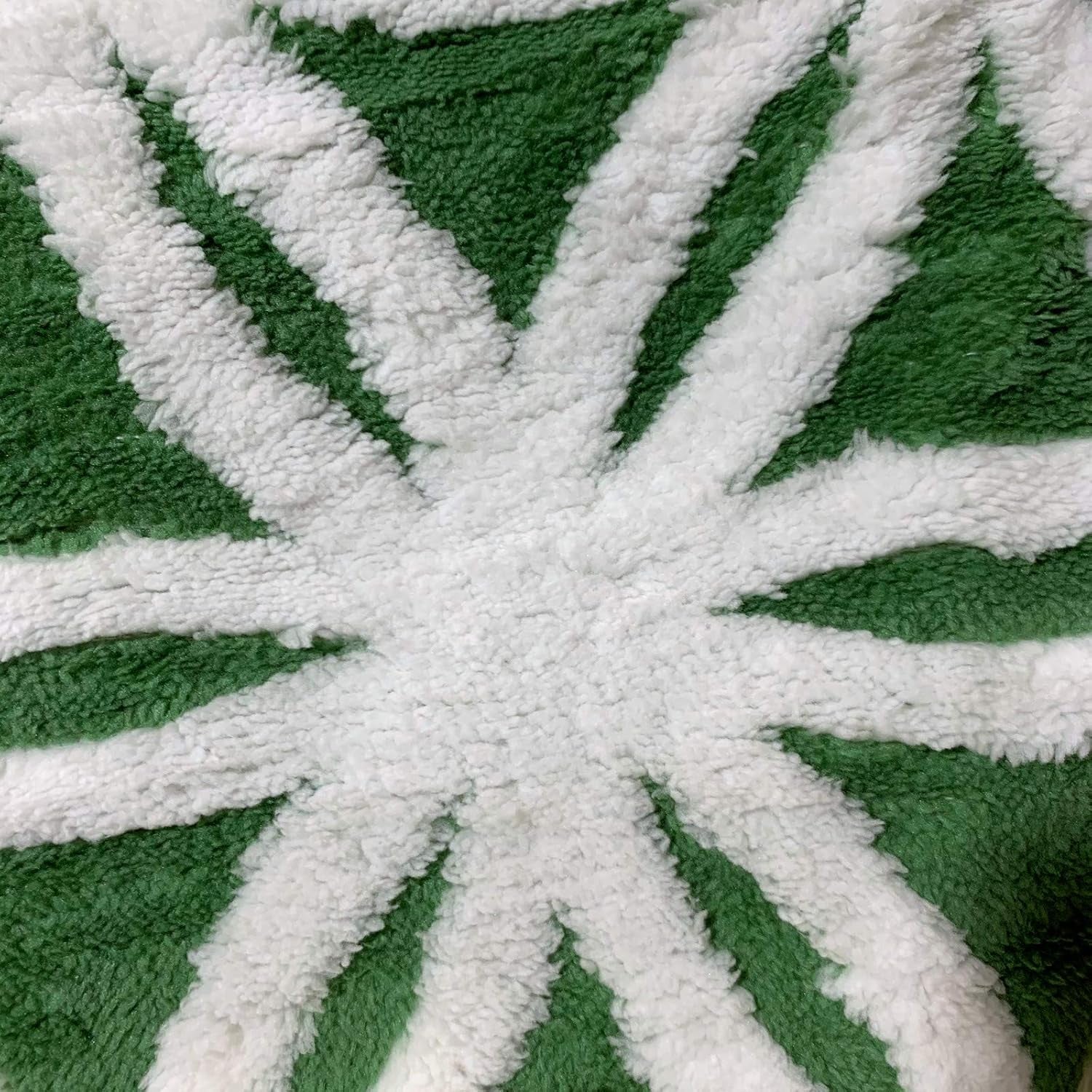 Green Flannel Sherpa Throws 60'' X 50'' New Blanket Ultra Plush Lightweight Throw Blanket Luxury Soft Warm Fuzzy Blanket Throws for Bed/Couch/Sofa/Office/Camping